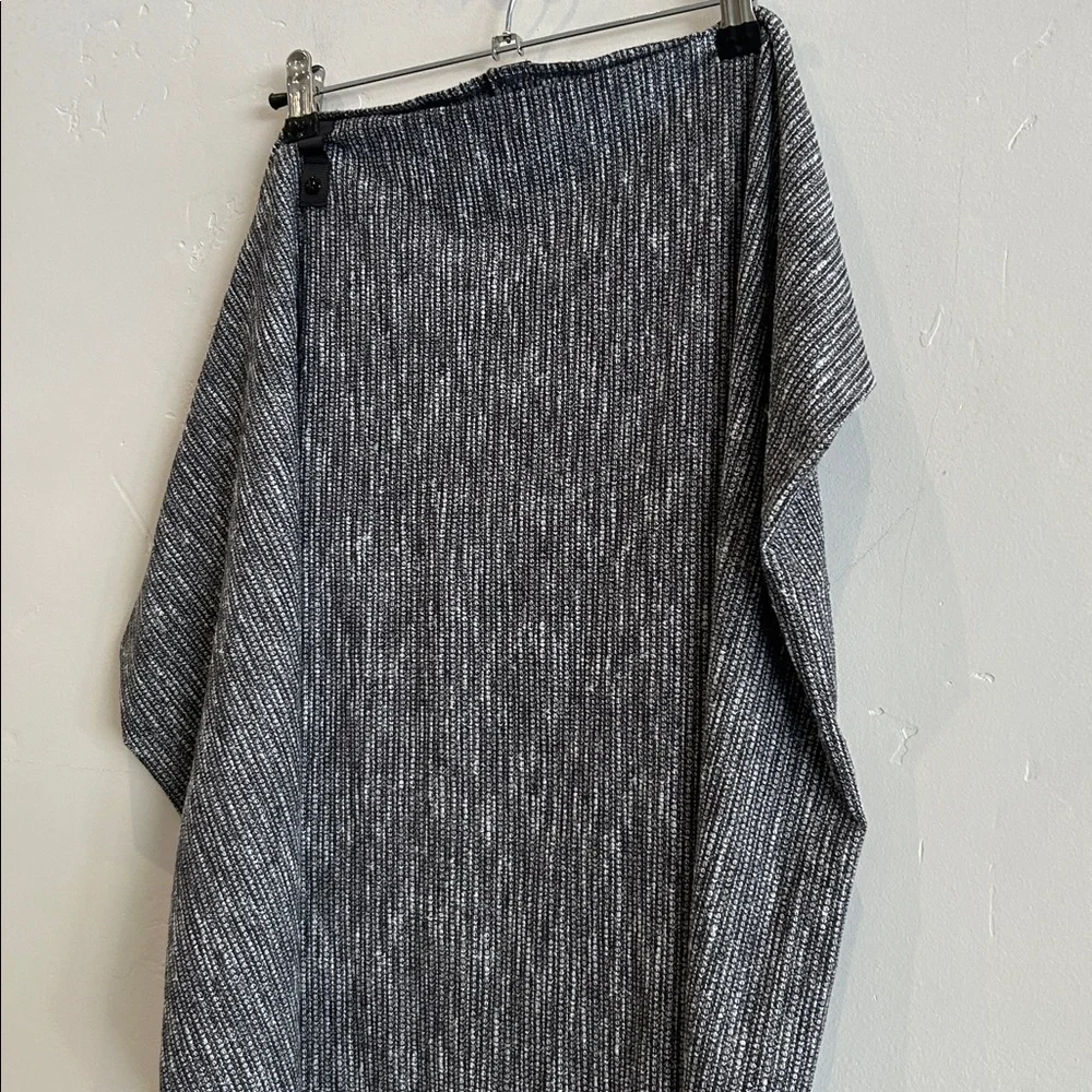 Lululemon Vinyasa Scarf